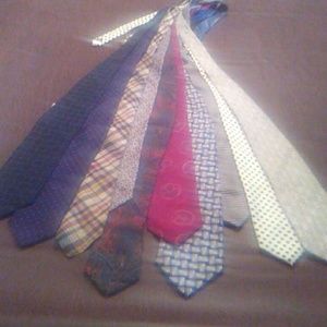 10 like new quality ties Brooks brothers,bergamo b